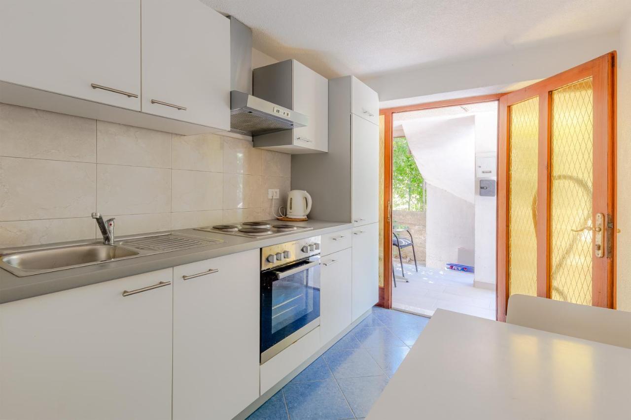 Eco-Apartments With Nice Garden Baška Voda Dış mekan fotoğraf