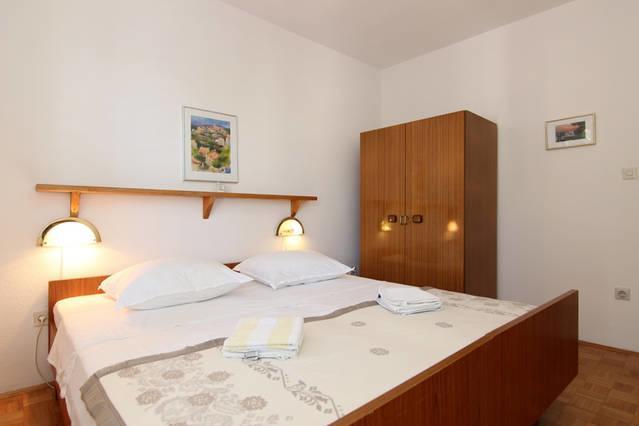 Eco-Apartments With Nice Garden Baška Voda Dış mekan fotoğraf