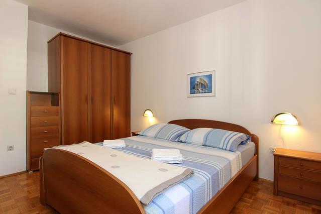 Eco-Apartments With Nice Garden Baška Voda Dış mekan fotoğraf